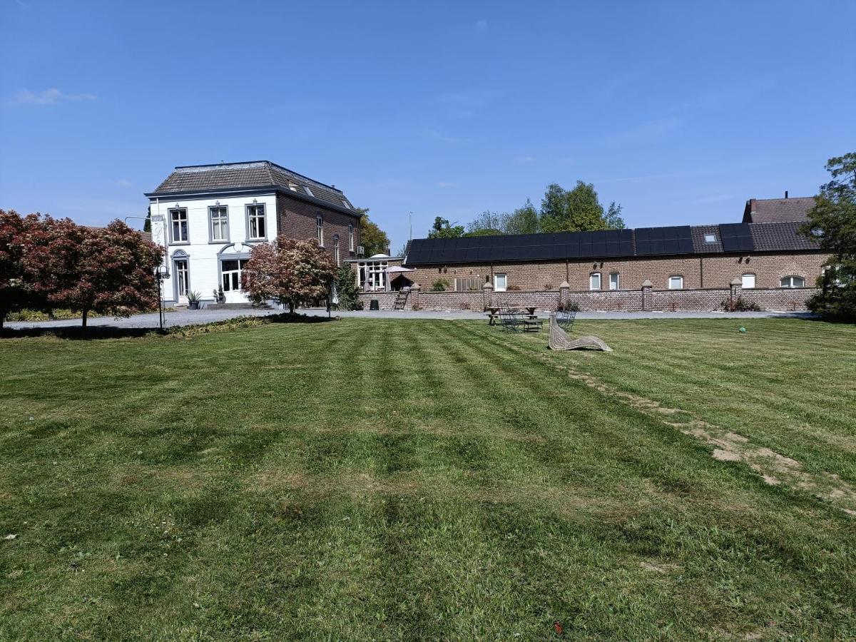 B&B Het Doctershoes Kinrooi Exterior foto